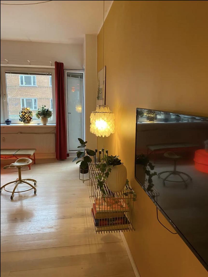 Artful Living - 1Br With Balcony view 5