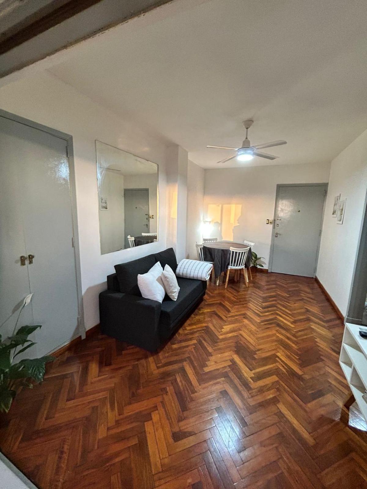 Impecable departamento con excelente ubicación