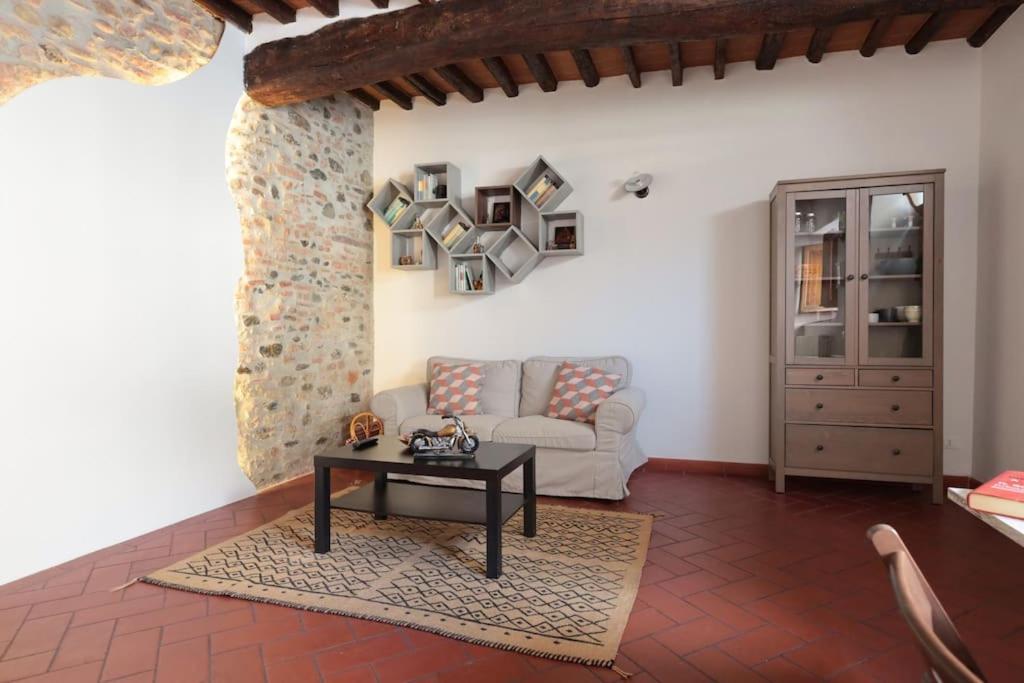 Casa Castello - 20 min by train to Florence view 4
