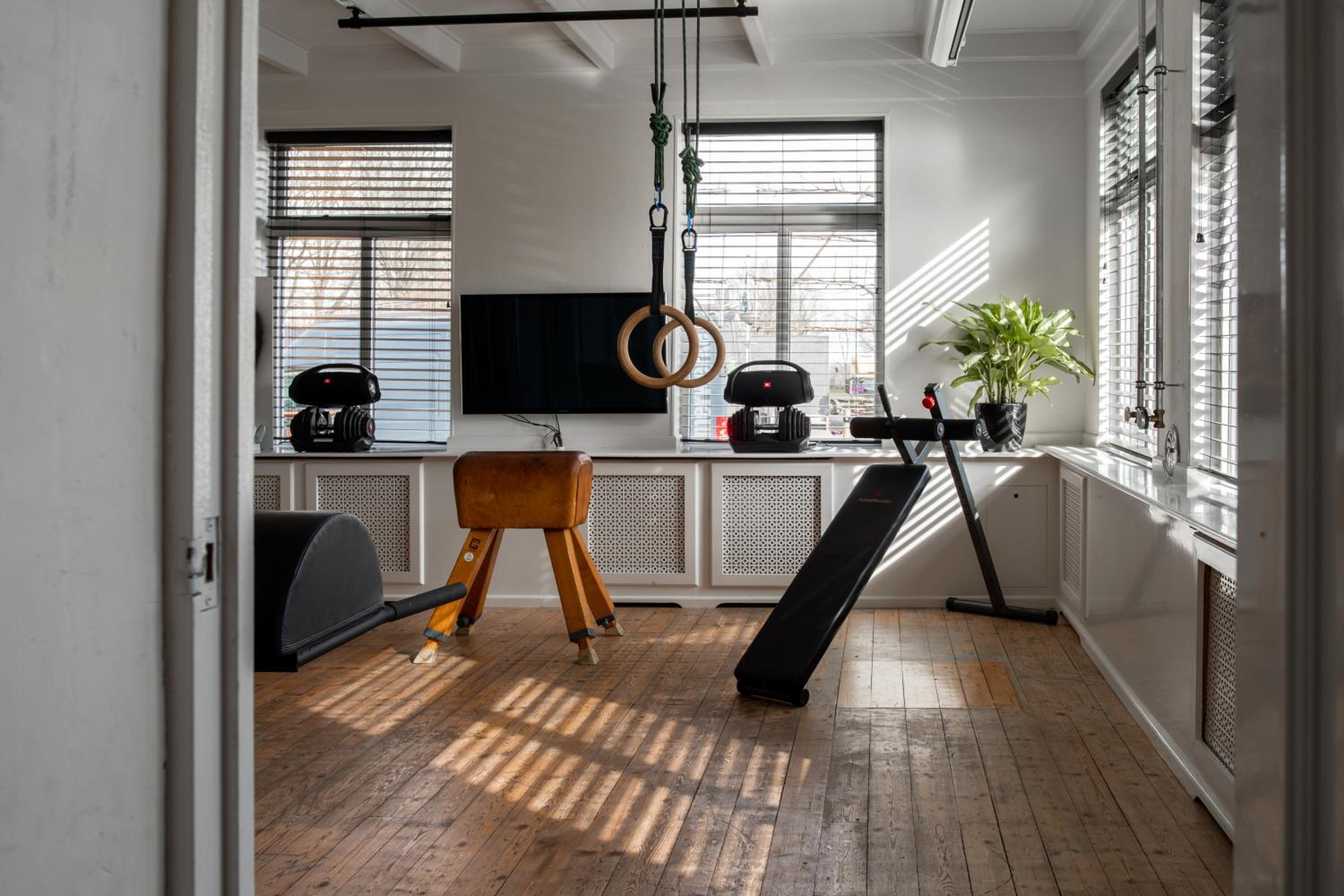 Nest - luxe wellness met privé sauna in Friesland view 4