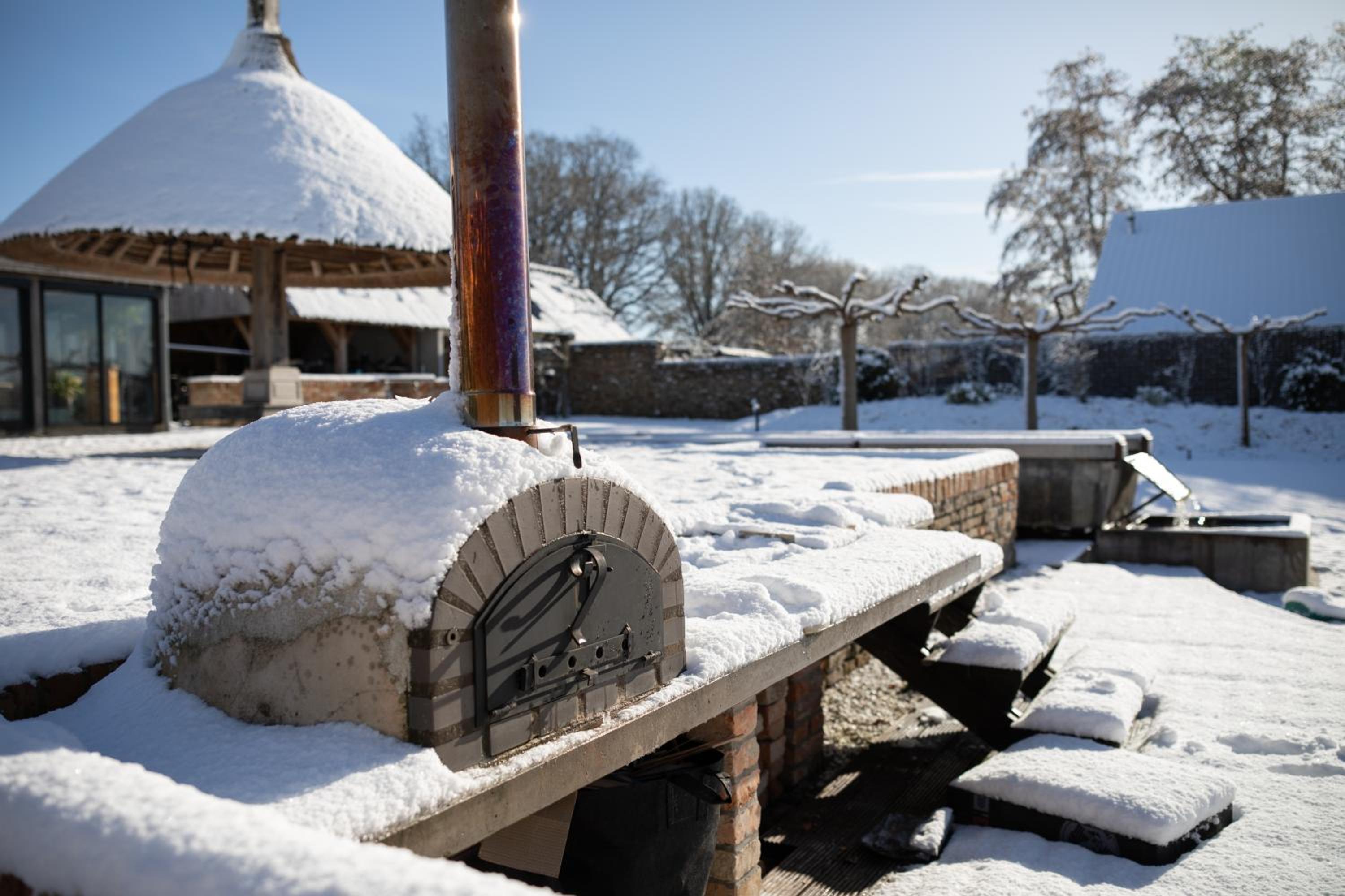 Nest - luxe wellness met privé sauna in Friesland view 2