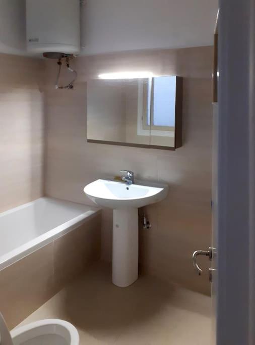 3 Bedroom Apartment Athens