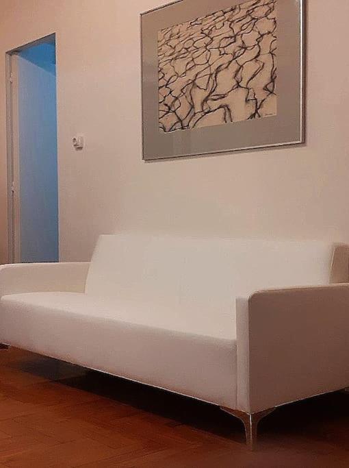 3 Bedroom Apartment Athens