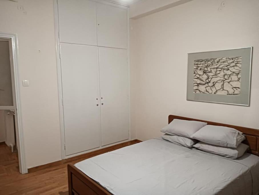 3 Bedroom Apartment Athens