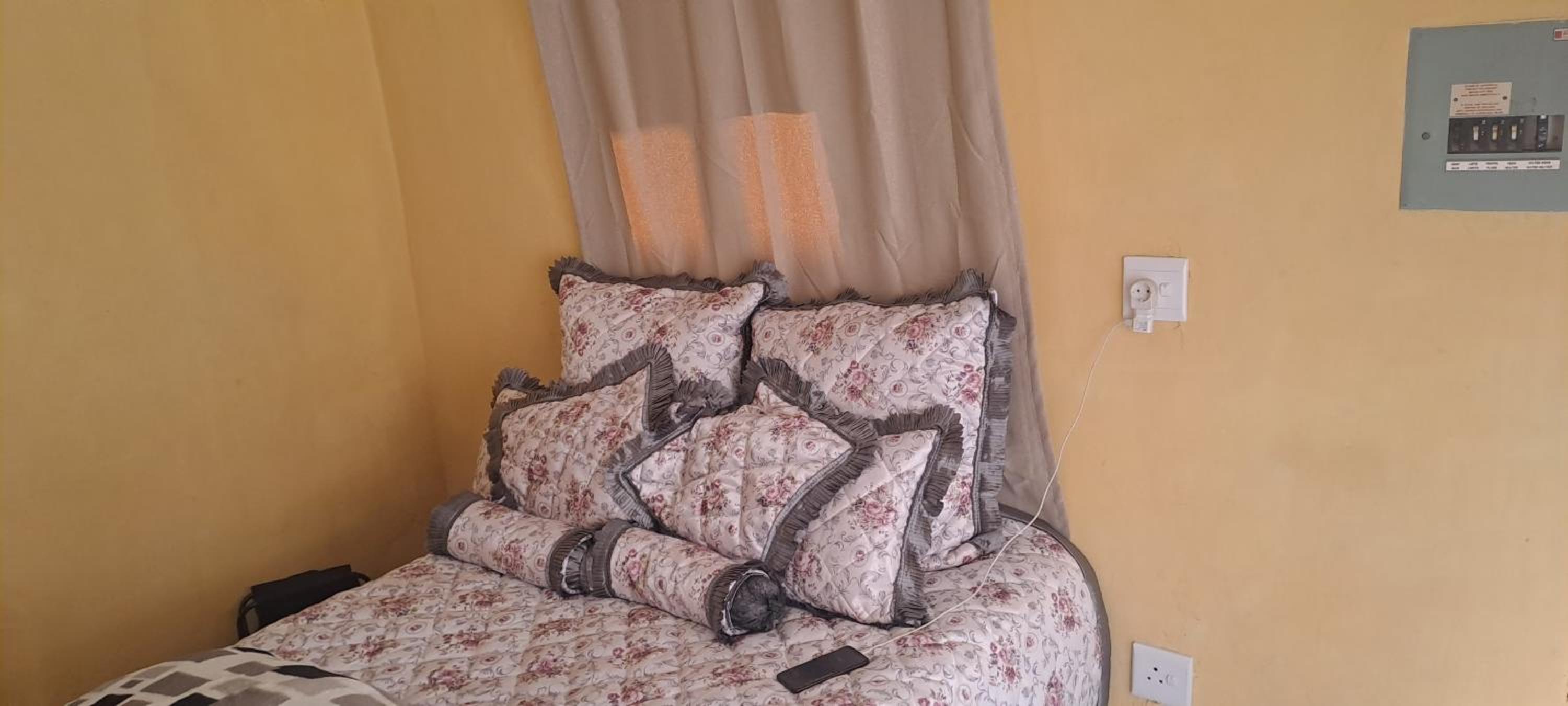 Mbalenhle guesthouse view 3