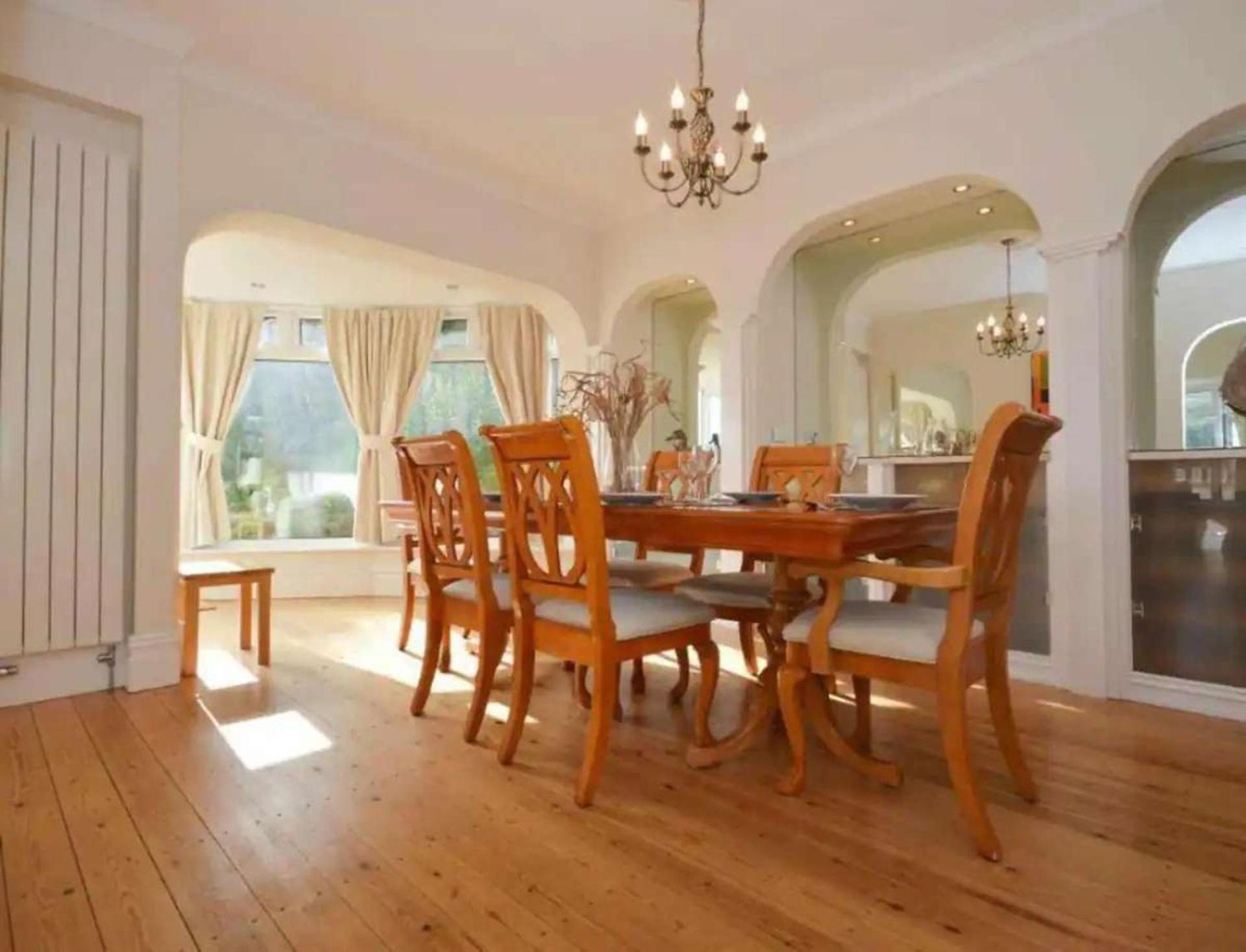 4 Bed House-Sleeps 8-Parking-Pets-MarinaSeaView view 5