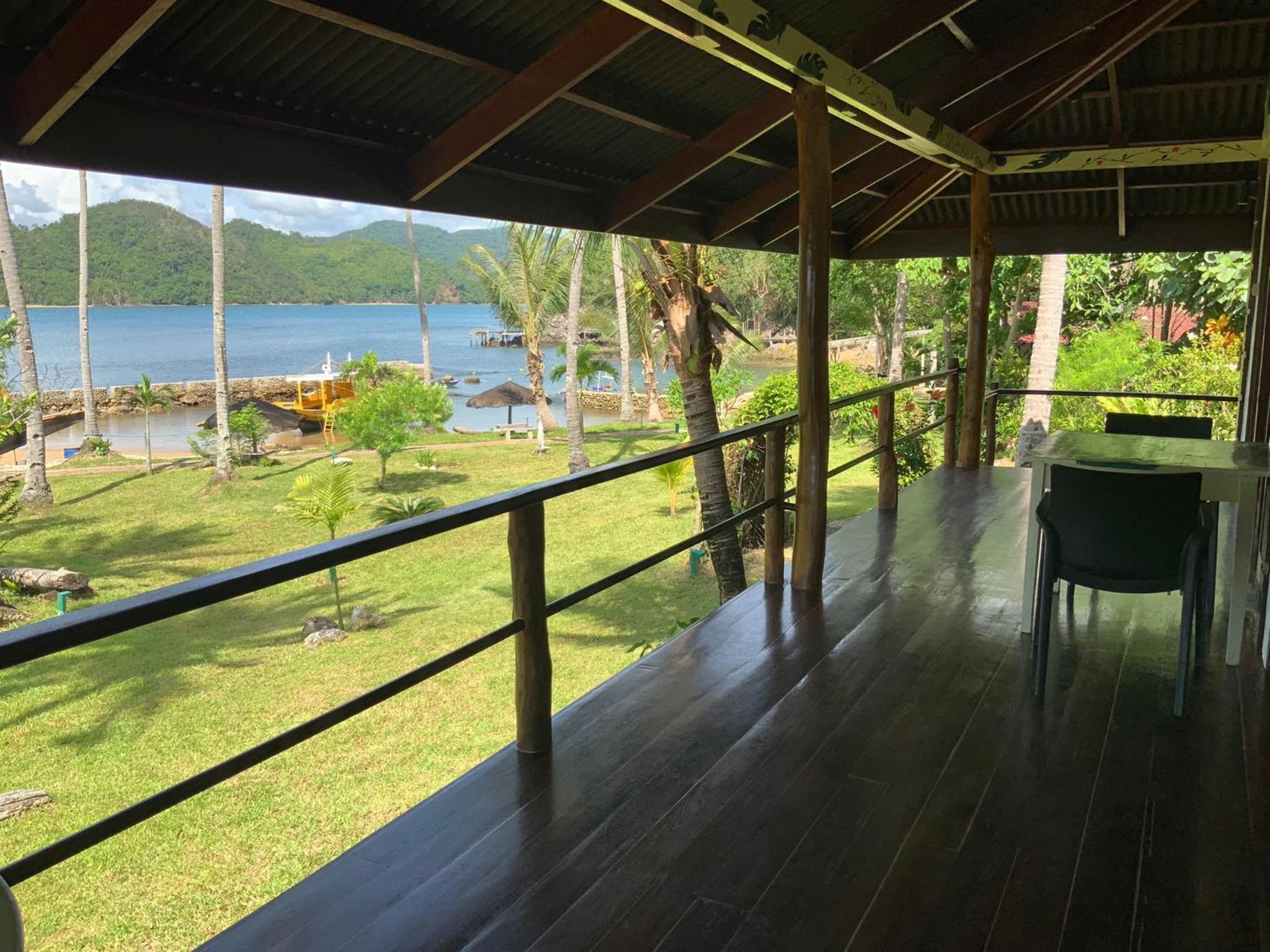 Elnido TERRA NOVA BEACH RESORT Sunset Villa view 3