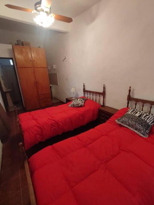 Casa familiar cerca del mar y del centro