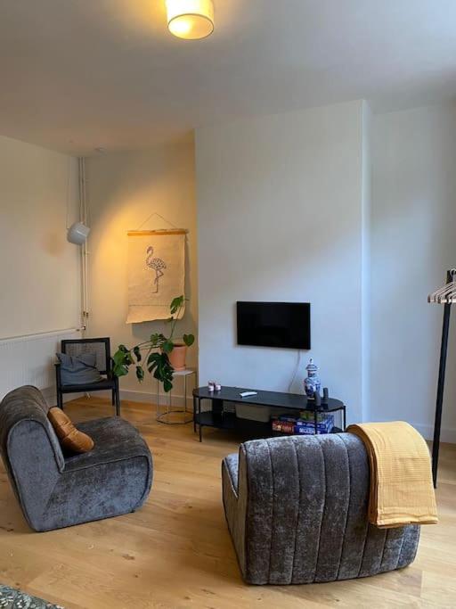 Sfeervol appartement met patio in het centrum view 2