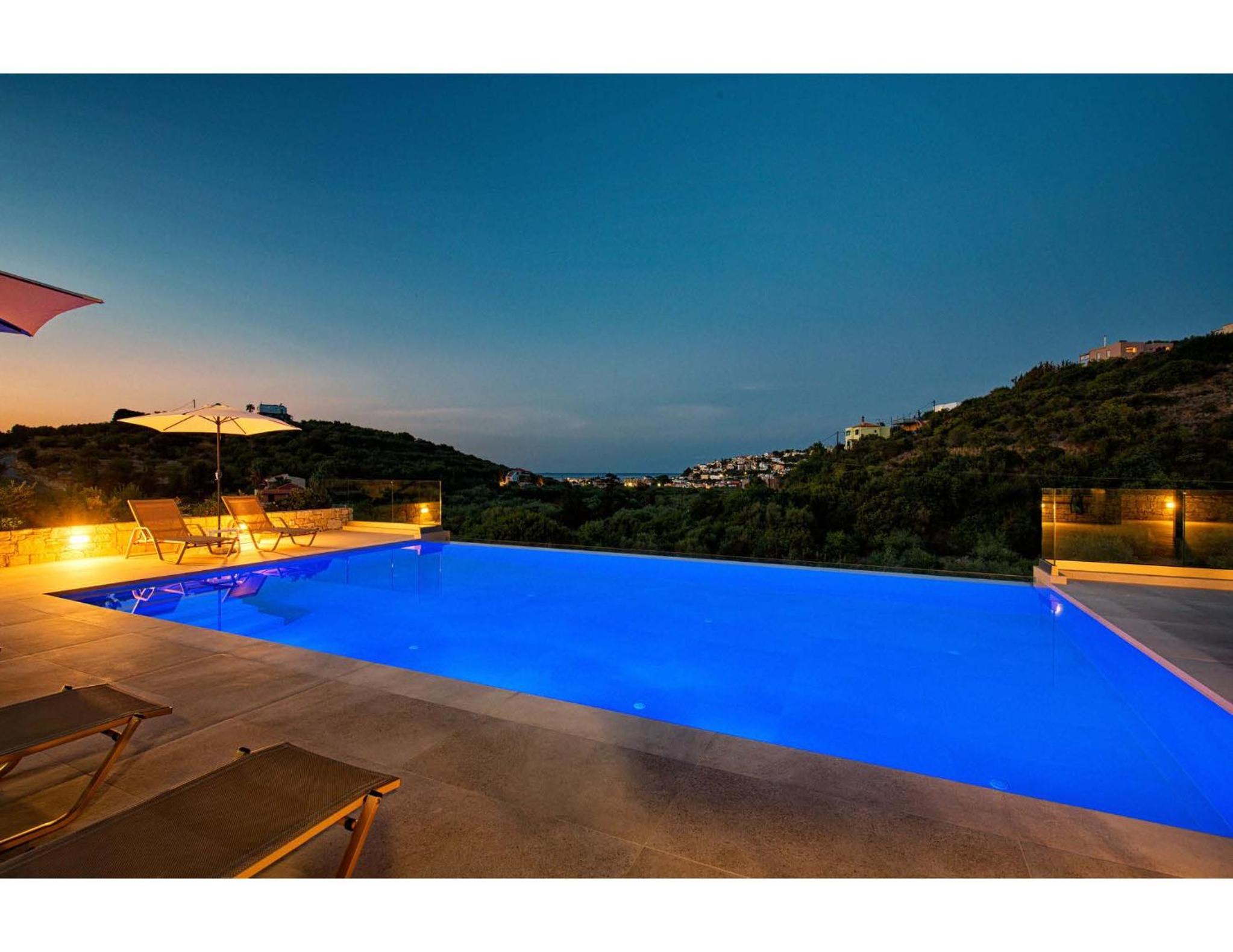 Aspro Apartments