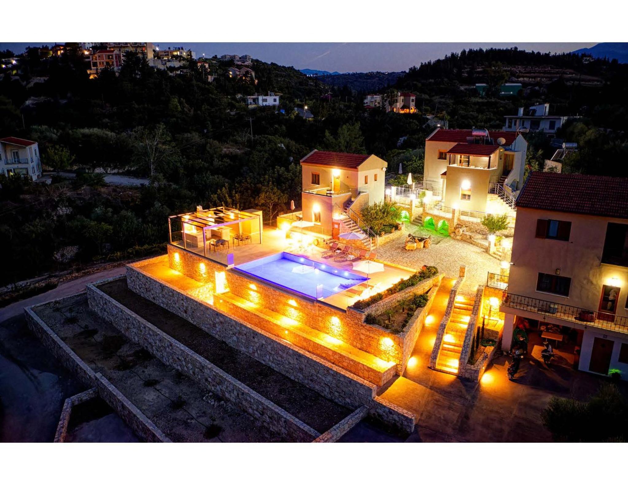 Aspro Apartments