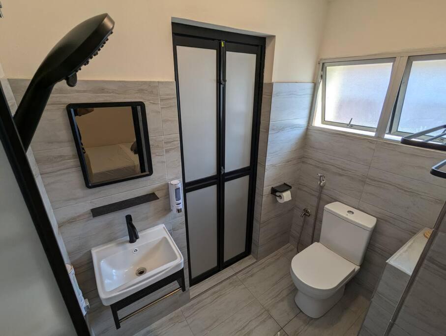 4-15pax Sawatt Homestay at Subang - Entire House - 5mins to Sunway - SJMC photo 4