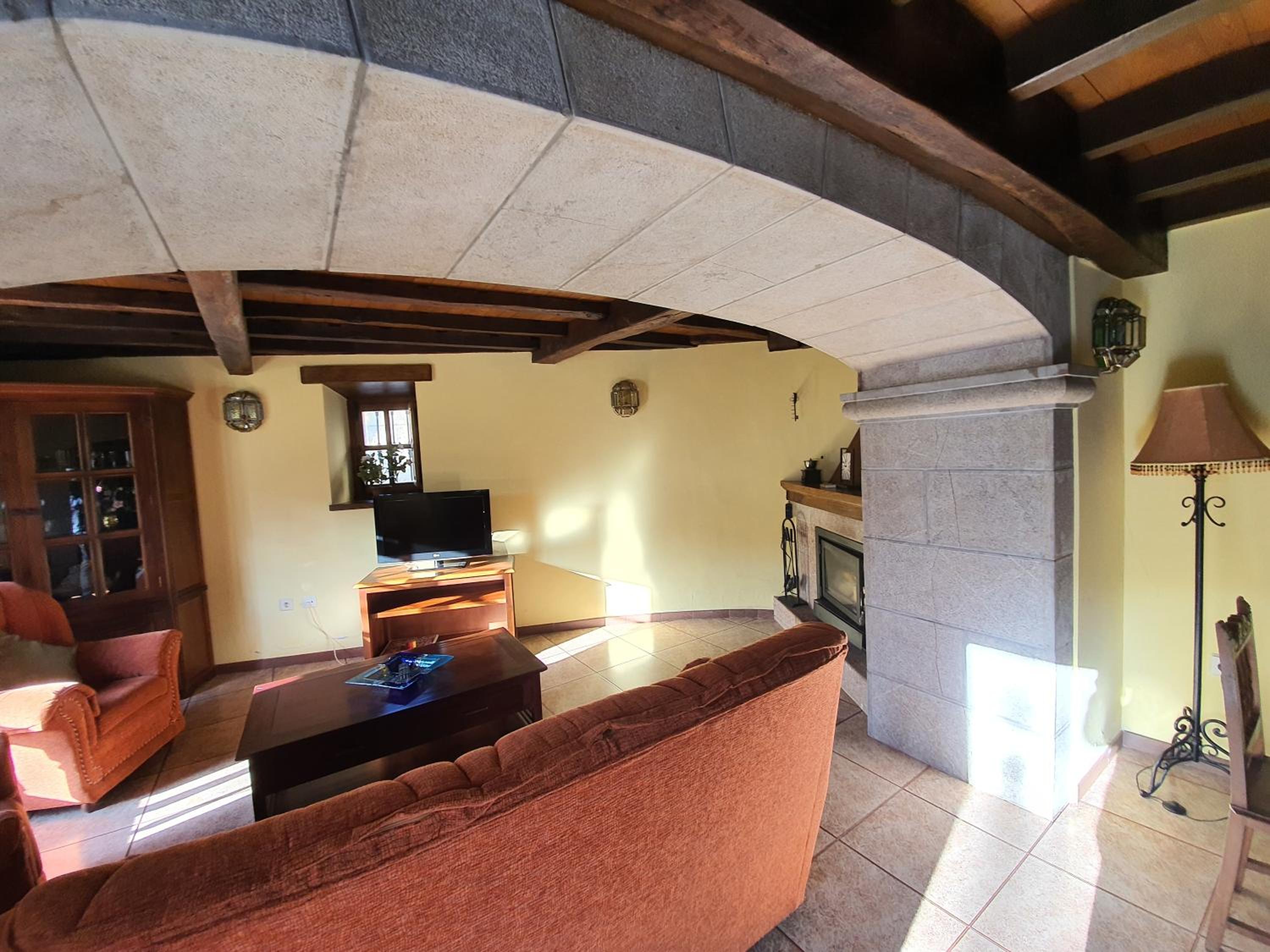 Casa Darío Llanes – Jardín, Barbacoa y Playa Cerca view 5
