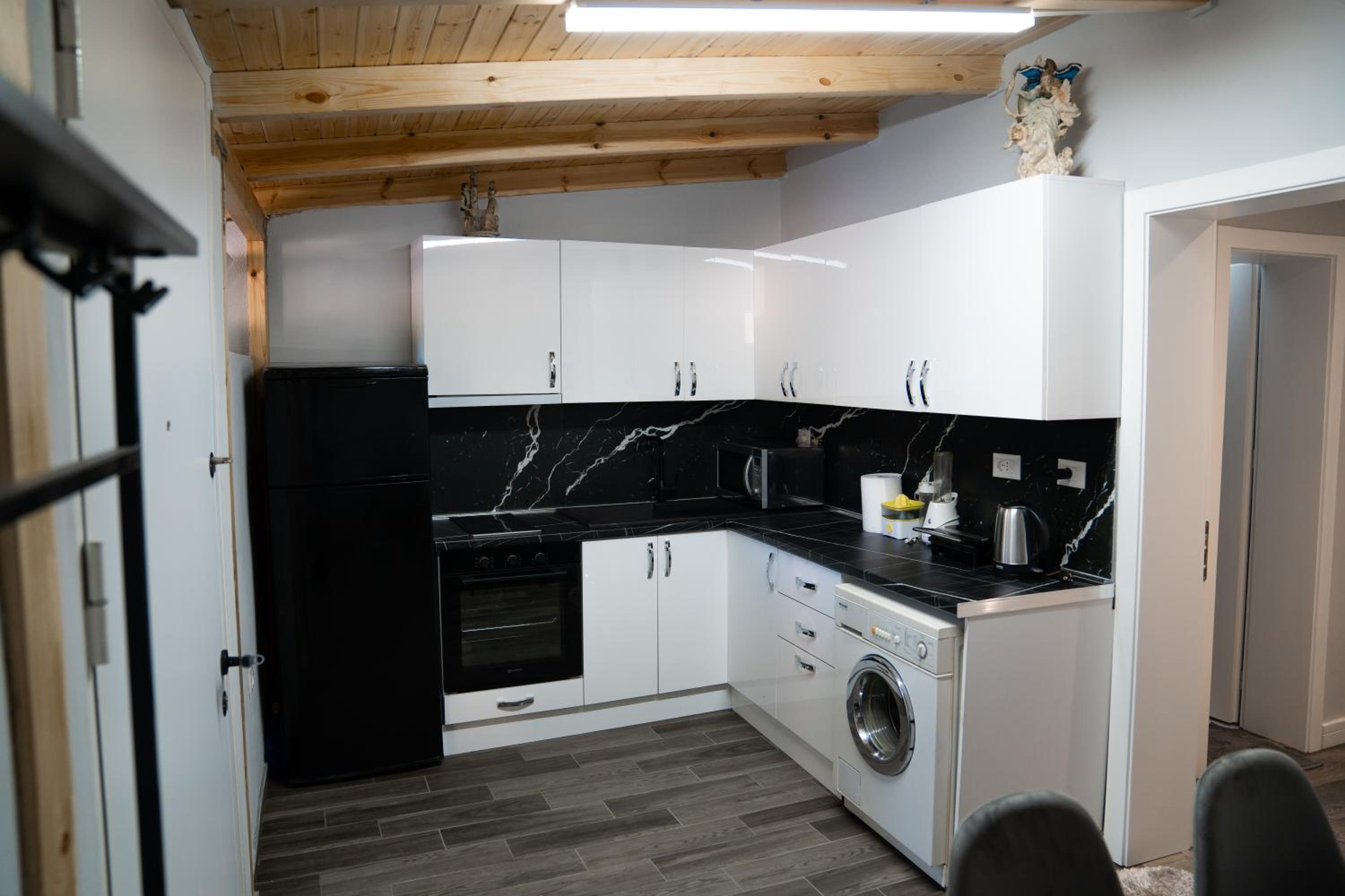 Luxury Apartment Square 21