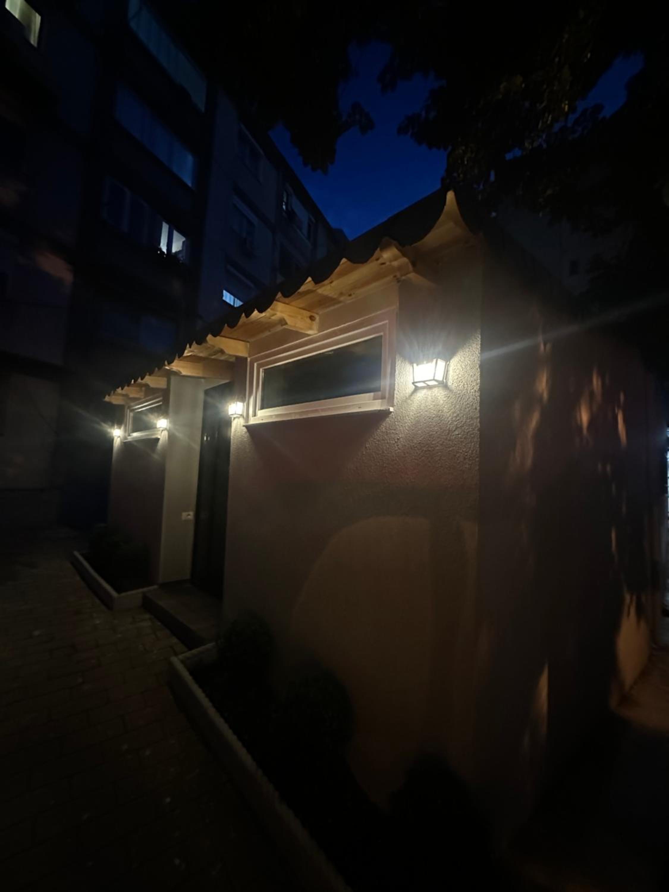 Luxury Apartment Square 21
