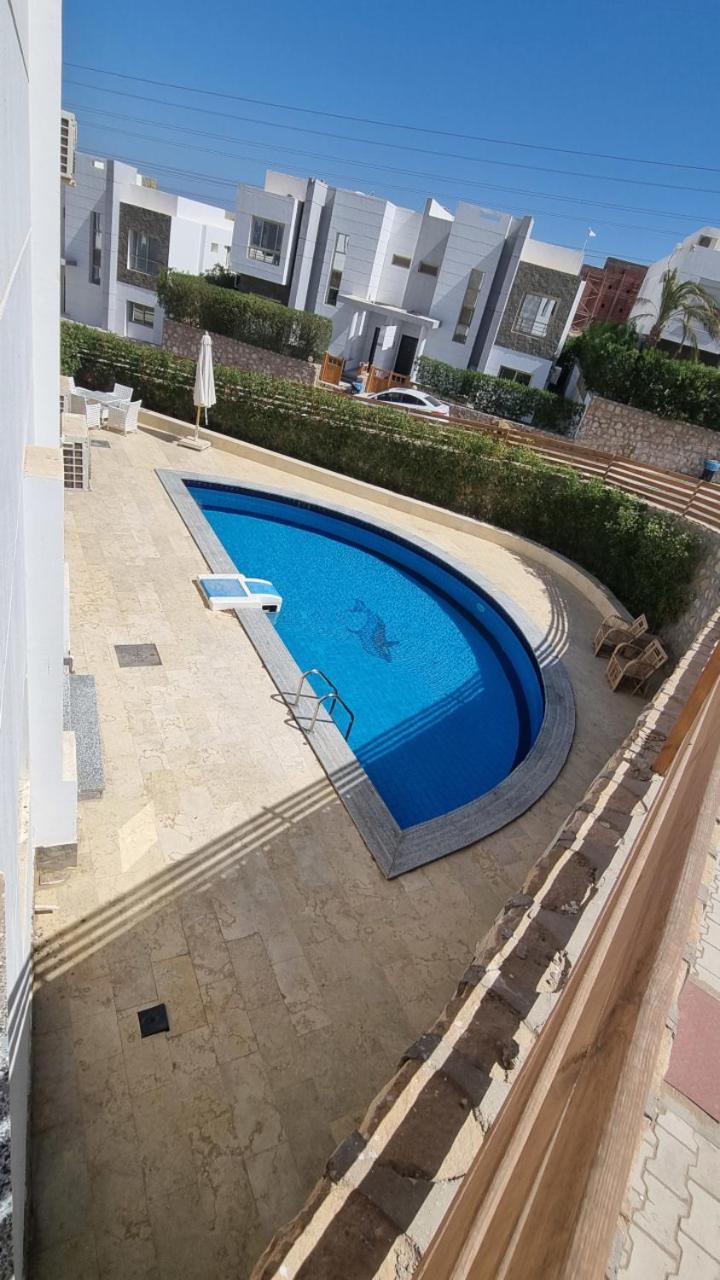 5BR Villa with private Pool view 2