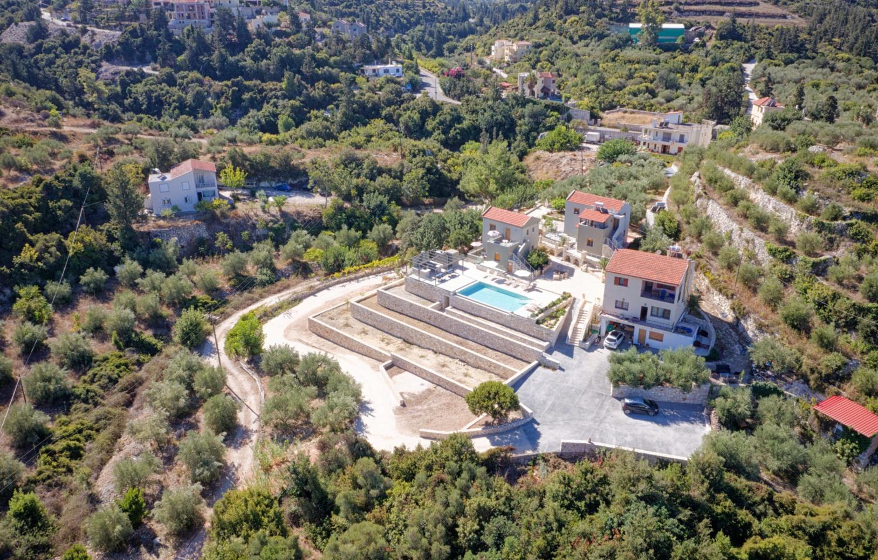 Aspro Apartments