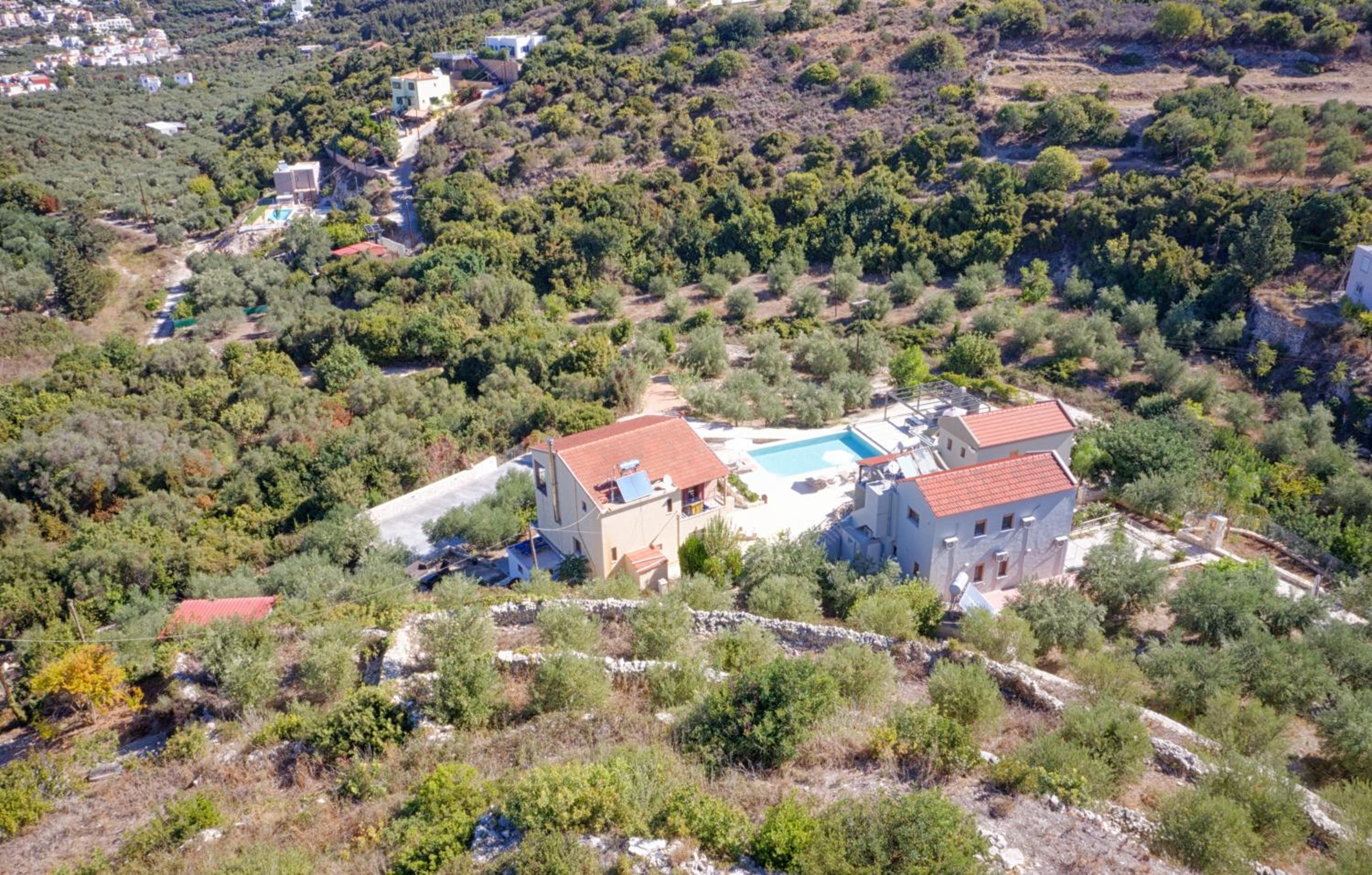 Aspro Apartments