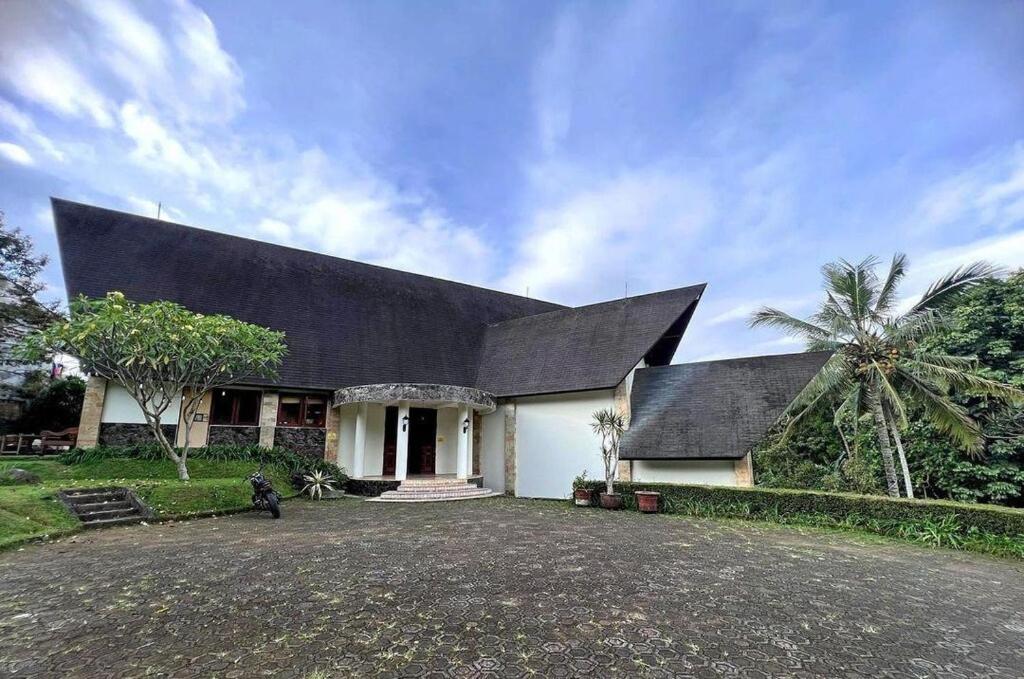 Villa Kay Garden view 3