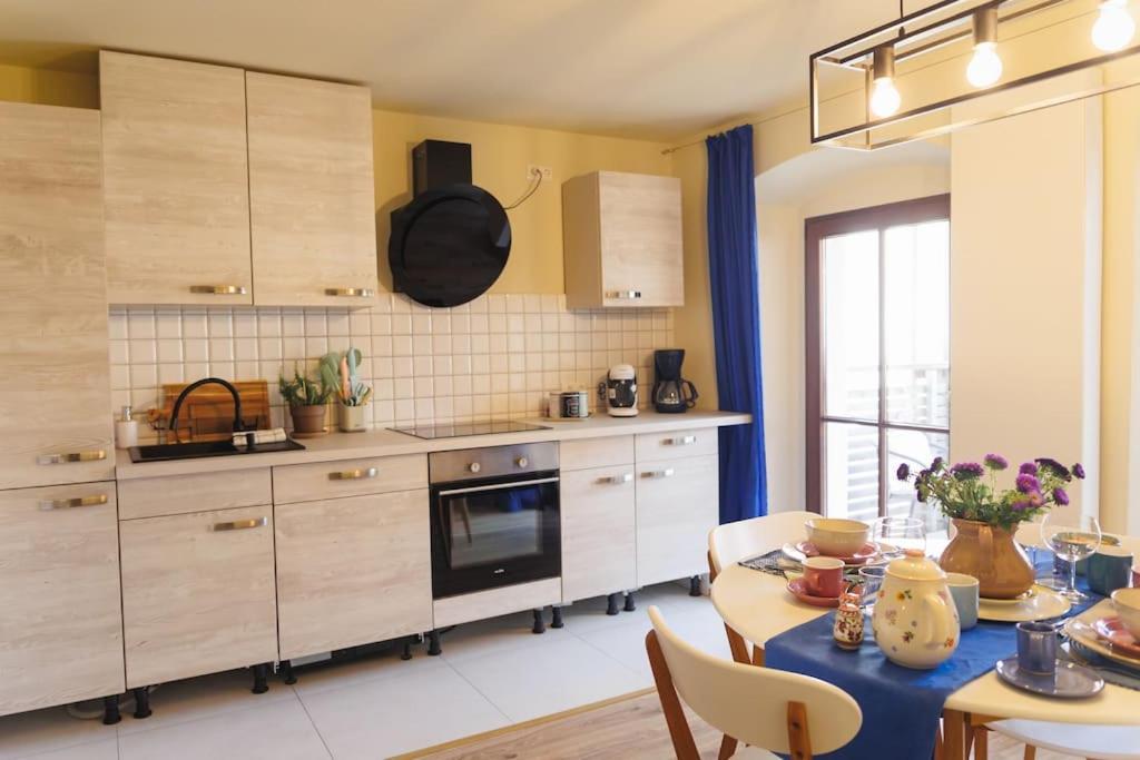 Beautiful apartment old town Arkadenhof