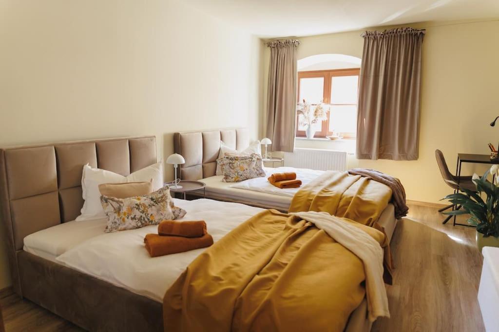 Beautiful apartment old town Arkadenhof