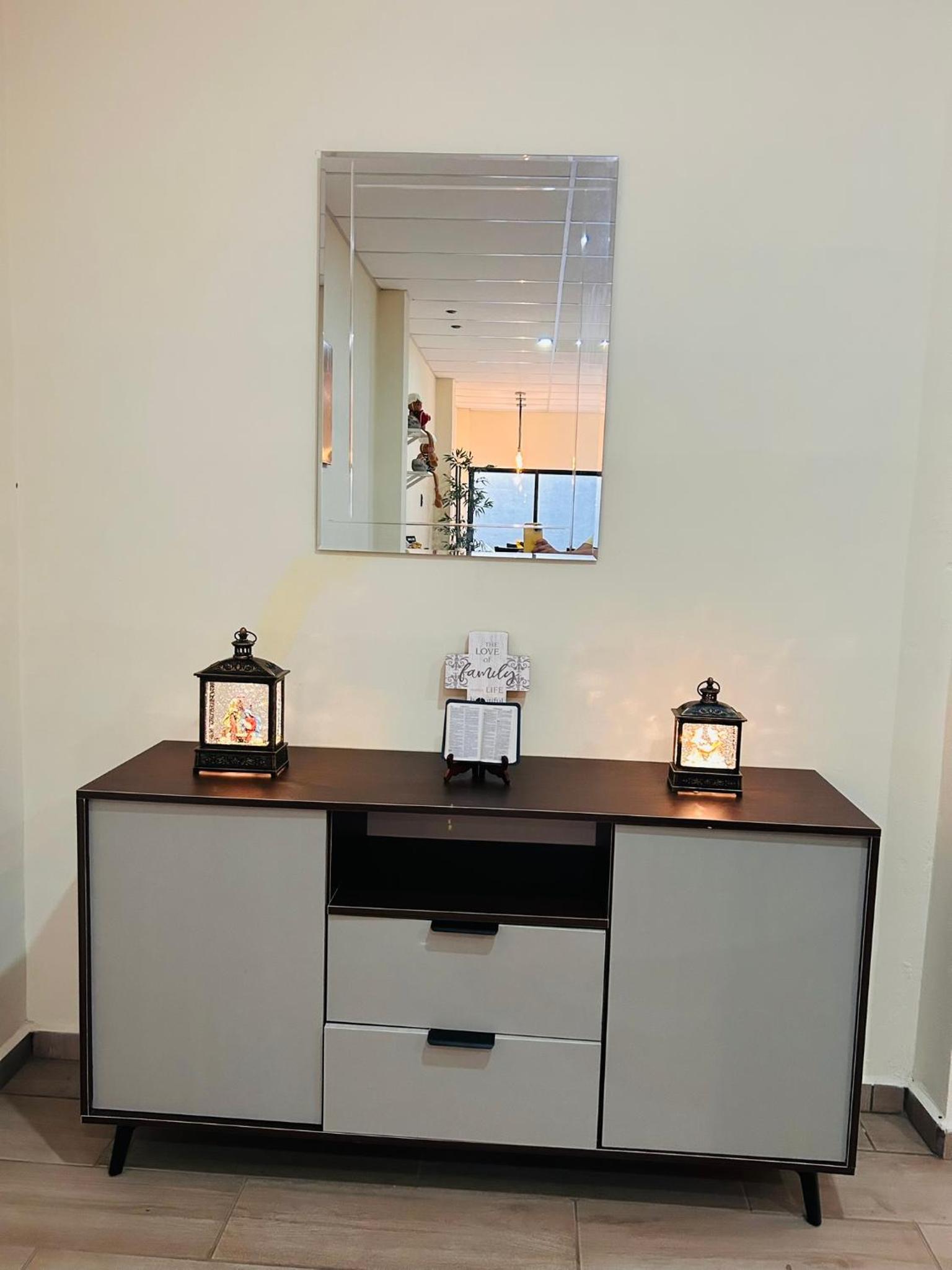 Bambú Family House, AC, WiFi, near Metrocentro Mall view 3