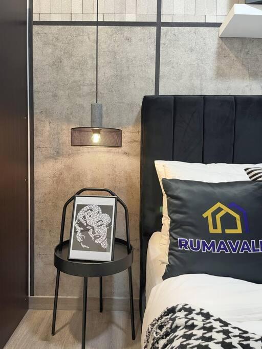 Urban Comfort 2BR Agile Bukit Bintang By RumaBnB