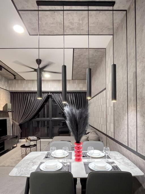 Urban Comfort 2BR Agile Bukit Bintang By RumaBnB