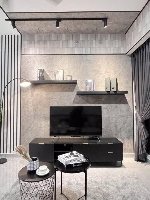 Urban Comfort 2BR Agile Bukit Bintang By RumaBnB