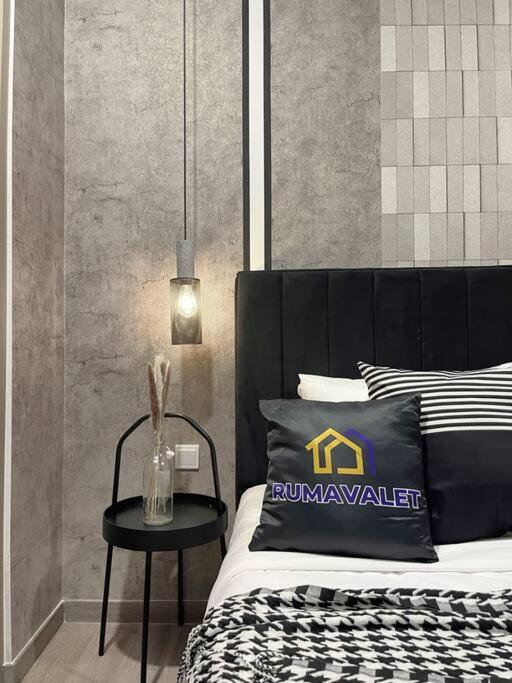 Urban Comfort 2BR Agile Bukit Bintang By RumaBnB