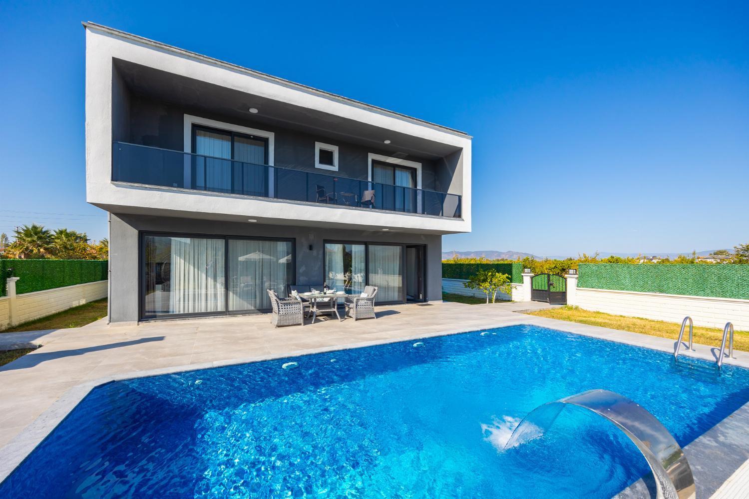 Villa Grand Yasar 2 view 3