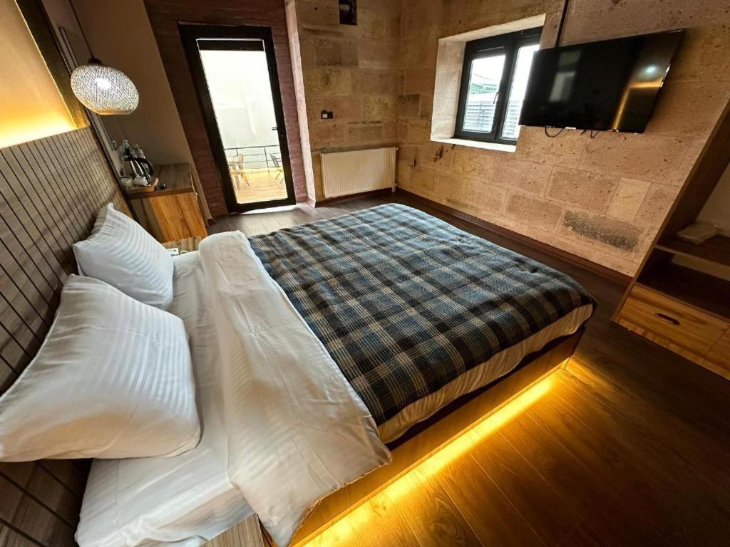 Marina LİGHTHOUSE AİRPORT HOTEL