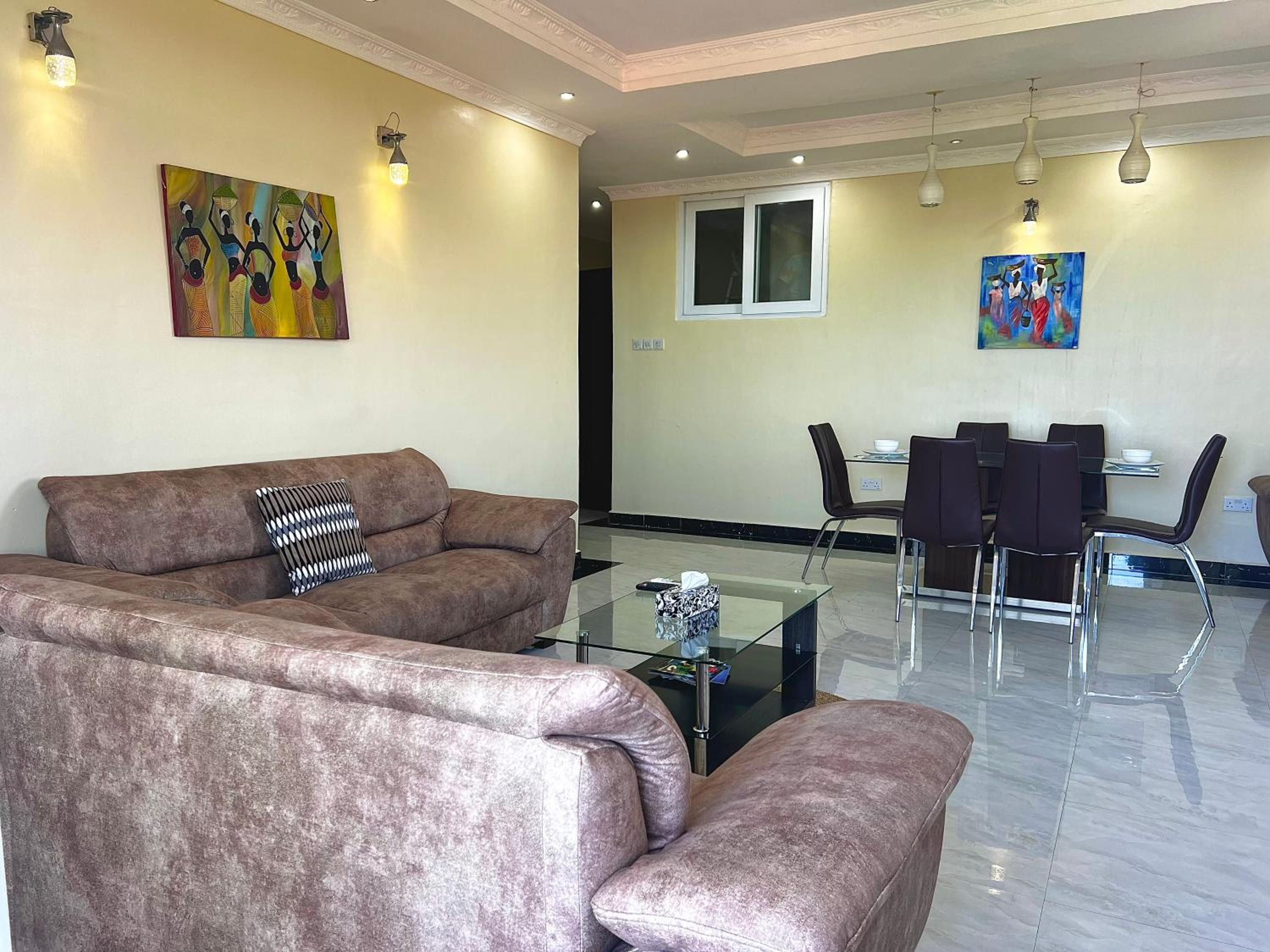Spacious 2 Bedroom Ocean View Apartment
