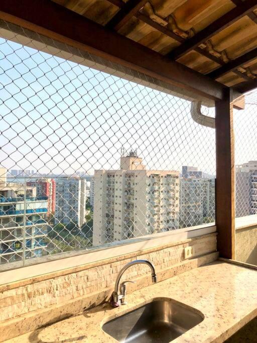 Beautiful penthouse with pool in the Olympic Barra