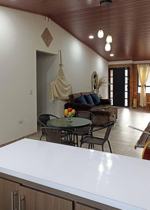 Hermosa Casa Campestre Moderna