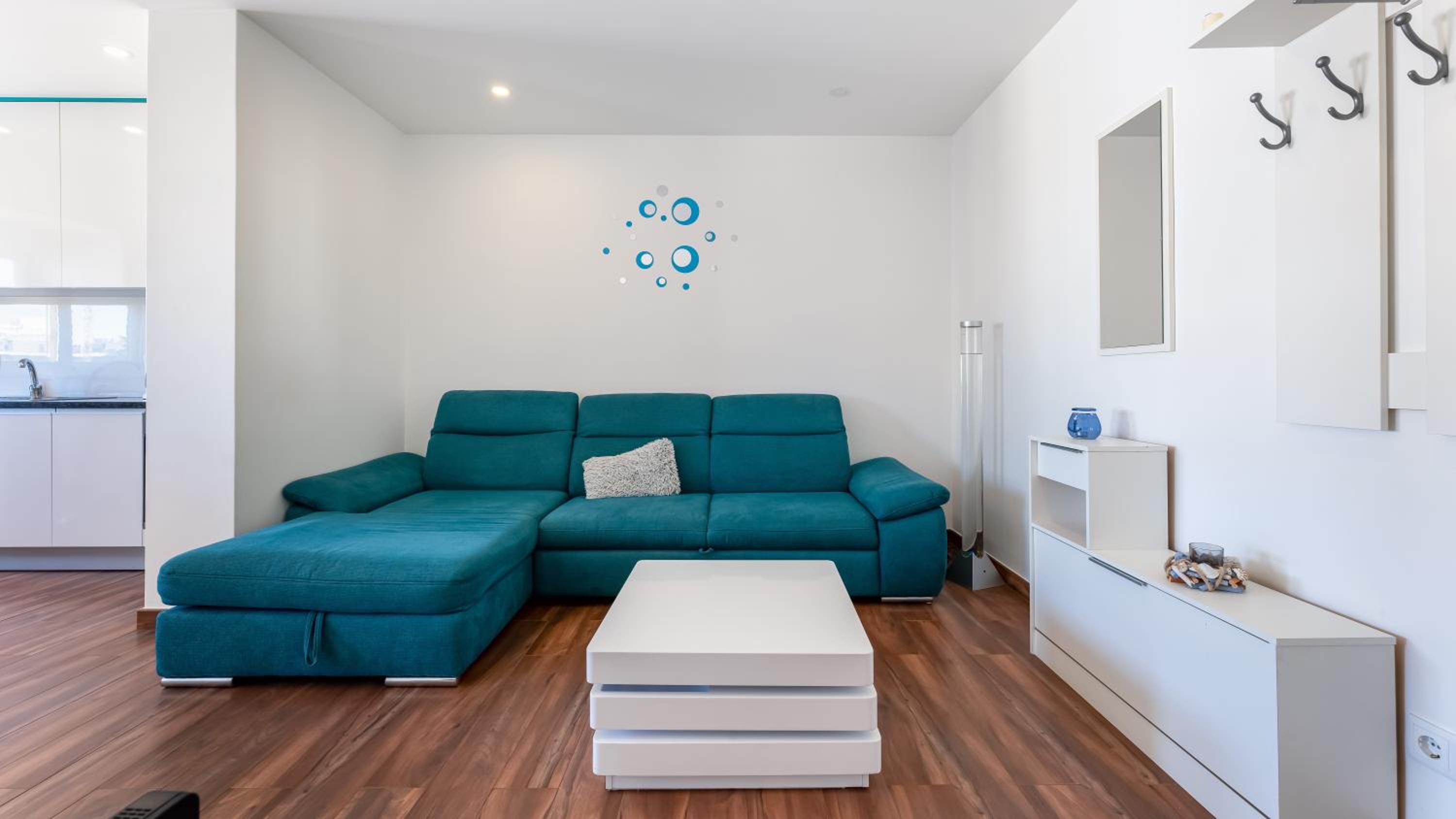 Serene Blue 1 BDR Flat With Balcony by LovelyStay view 3