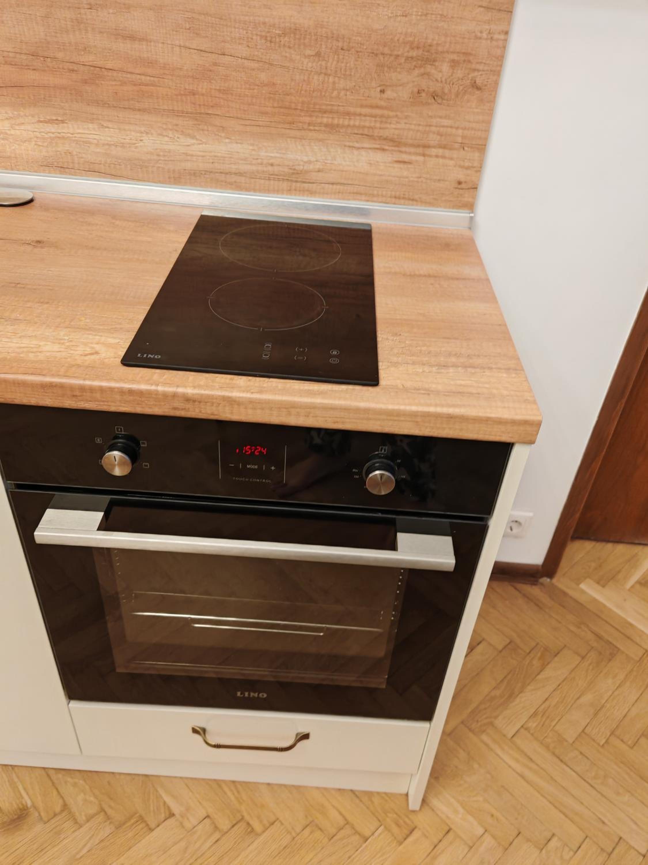 Apartament 86