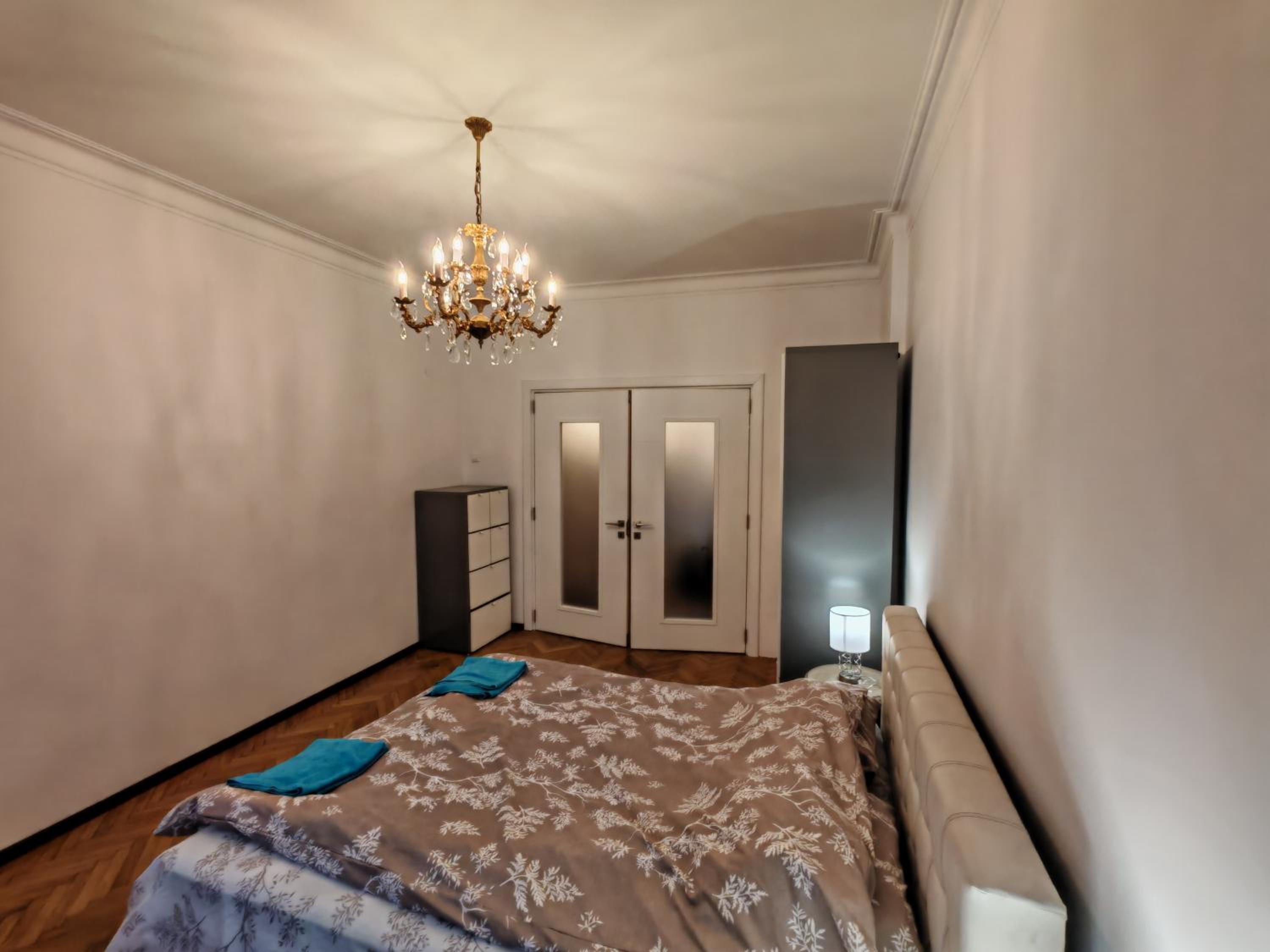 Apartament 86