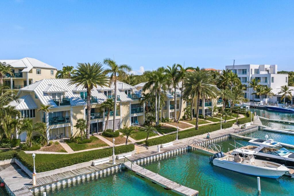 Exquisite Yacht Club Townhome