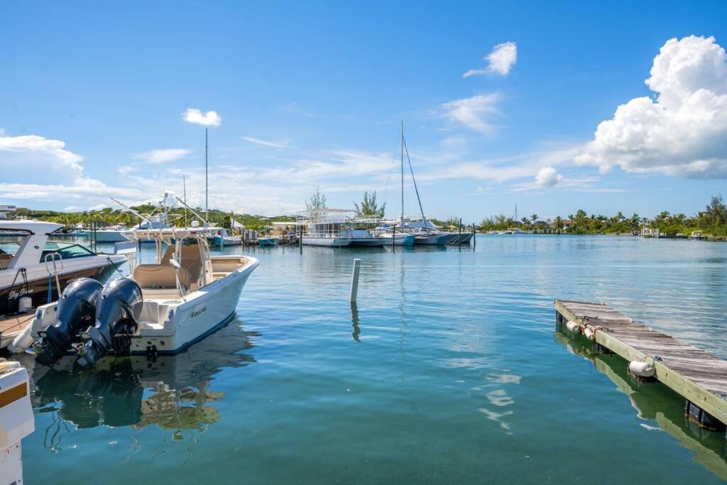 Exquisite Yacht Club Townhome