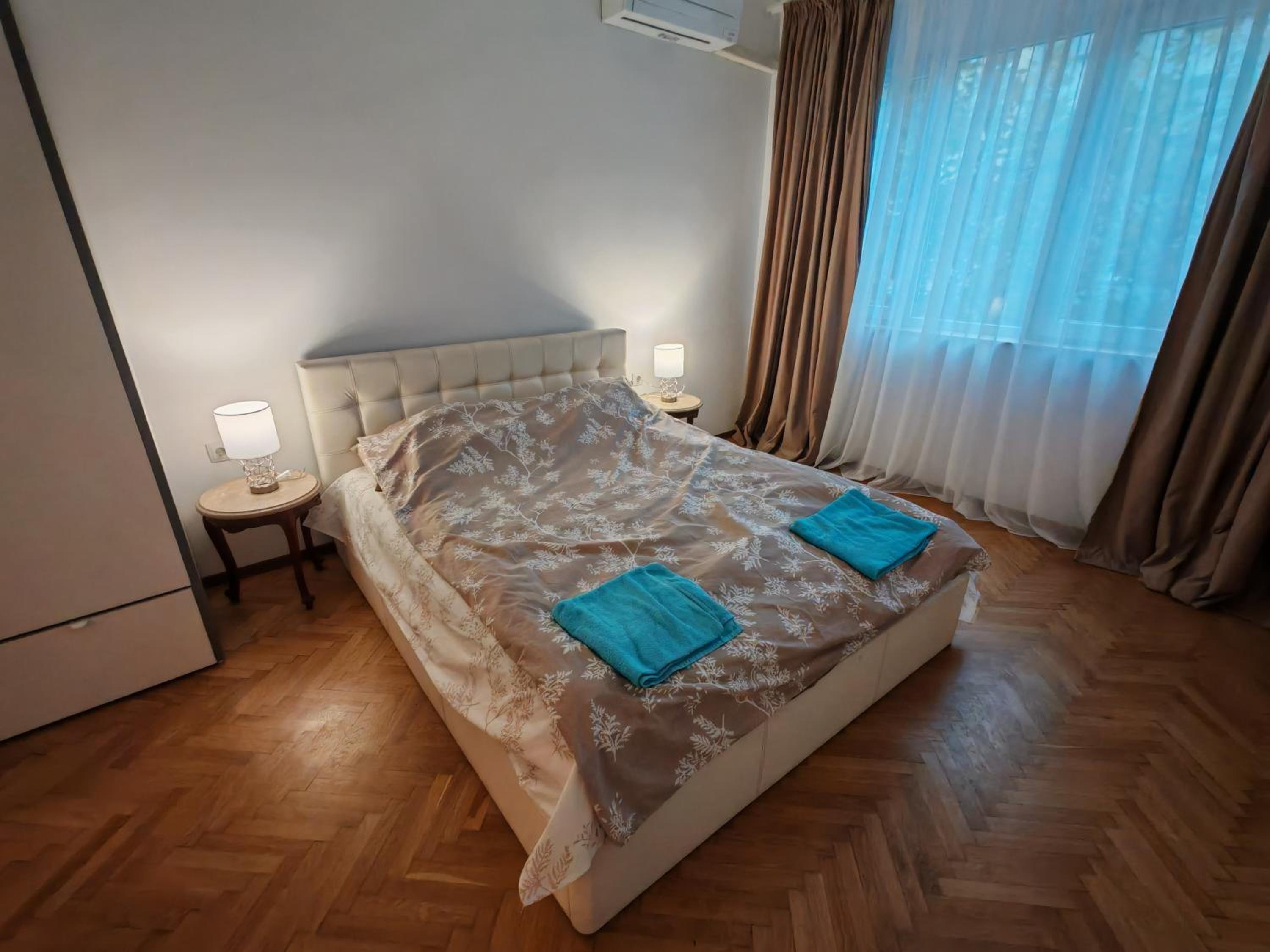 Apartament 86