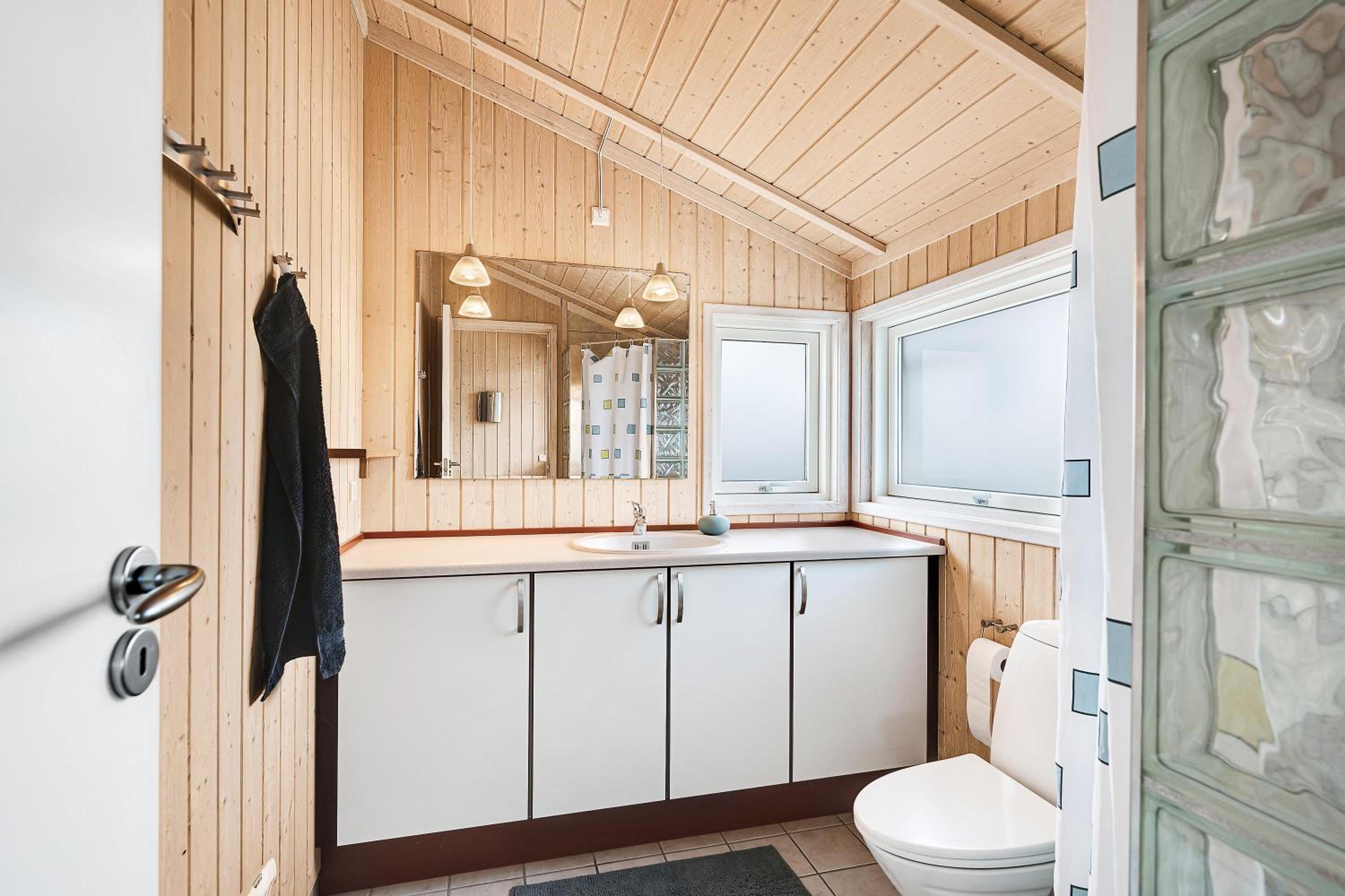 Flot Feriehus Med Udsigt Over Ebeltoft Bugten