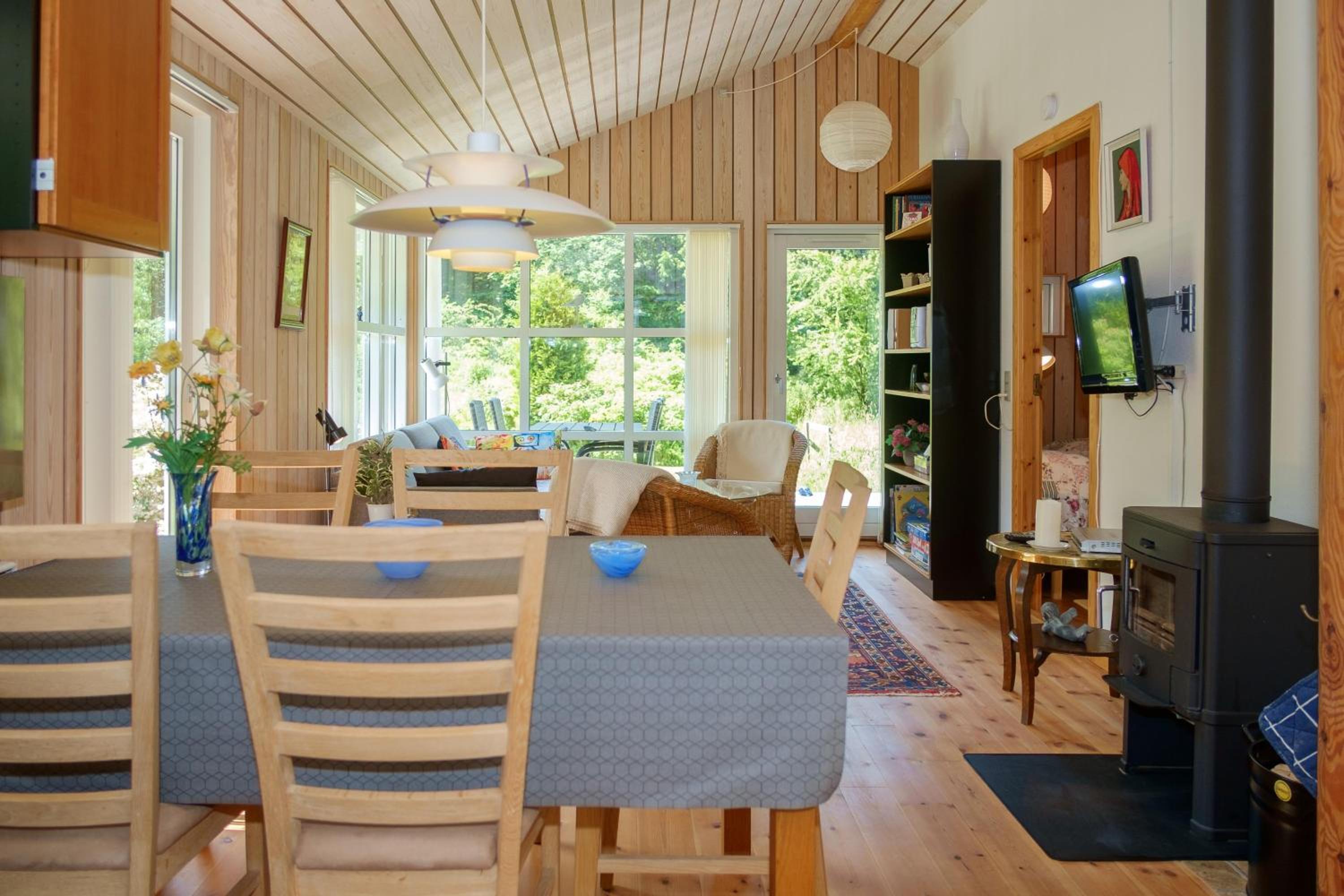 Amazing Home In Ebeltoft With 2 Bedrooms And Wifi view 3