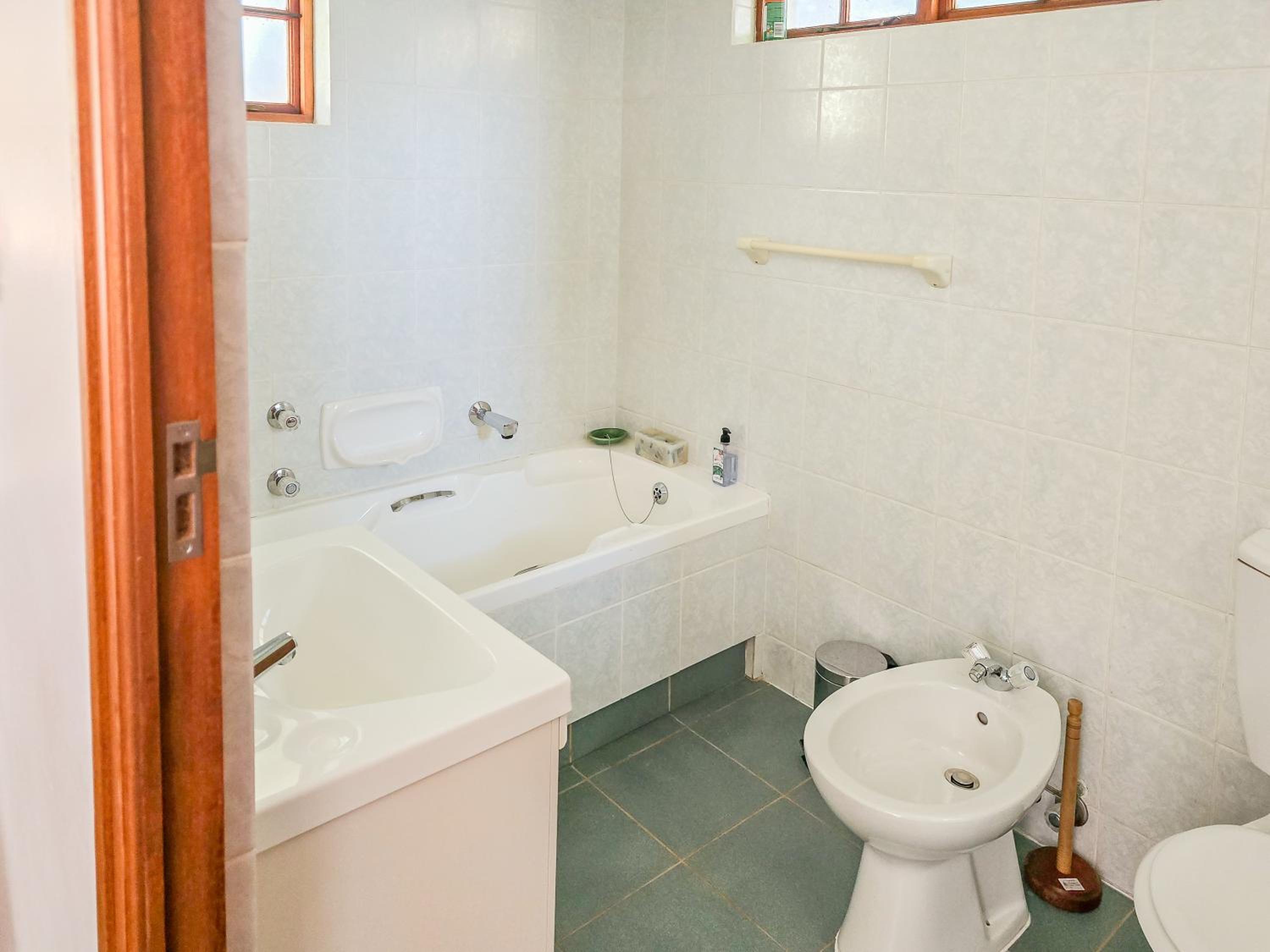 Honeybird Cottage - the Flat