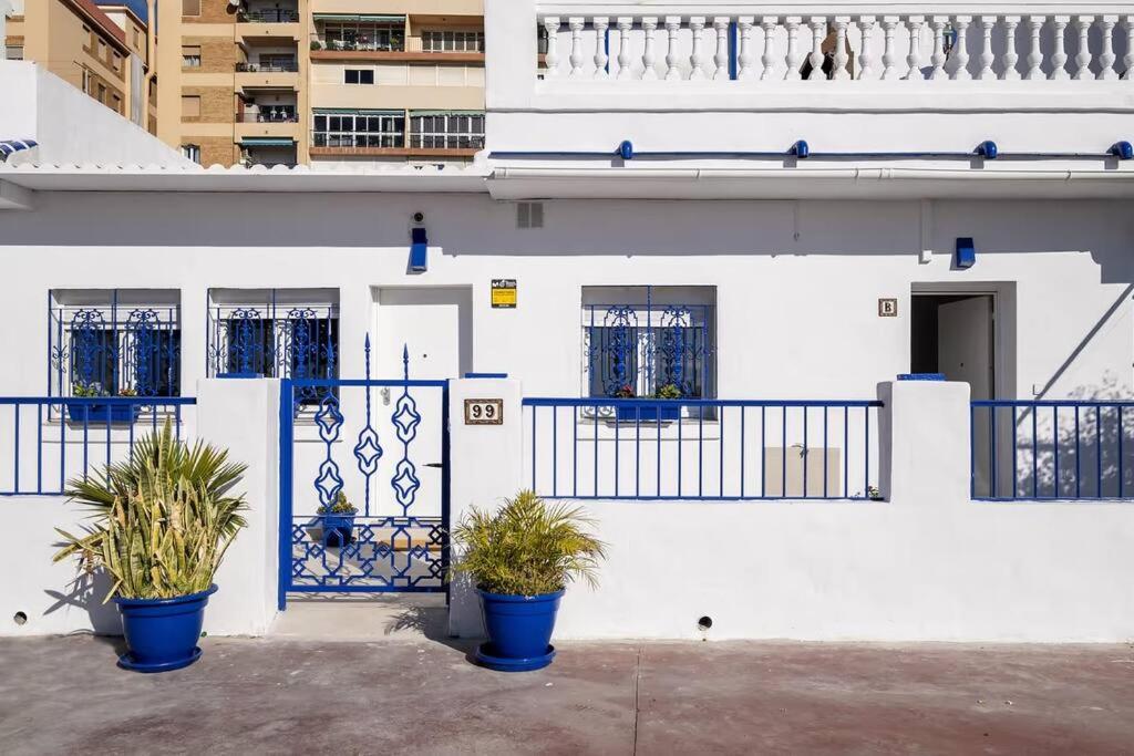 Beachfront studio, el Palo - TCM