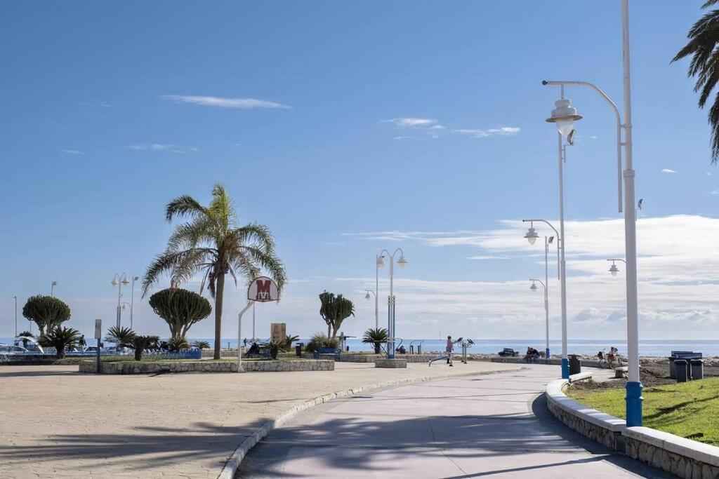 Beachfront studio, el Palo - TCM