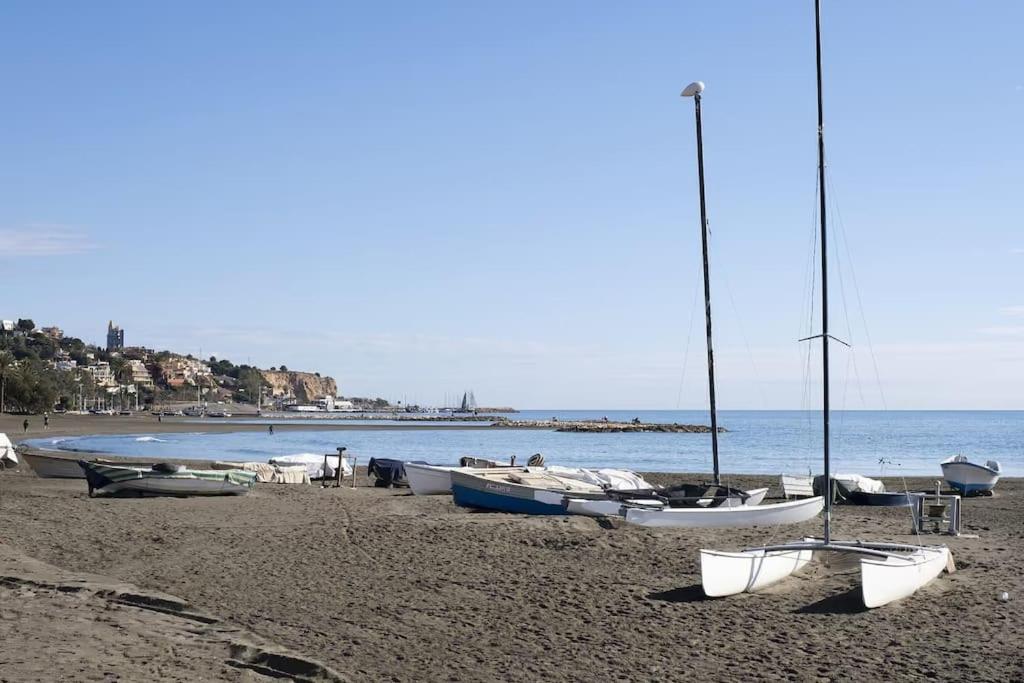 Beachfront studio, el Palo - TCM