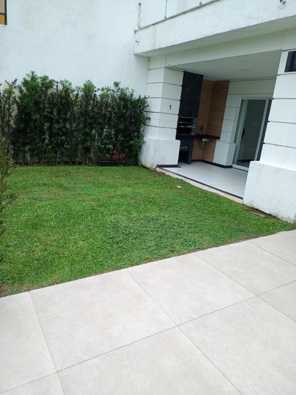 4suites arcond wifi600meg cond fech prox praia