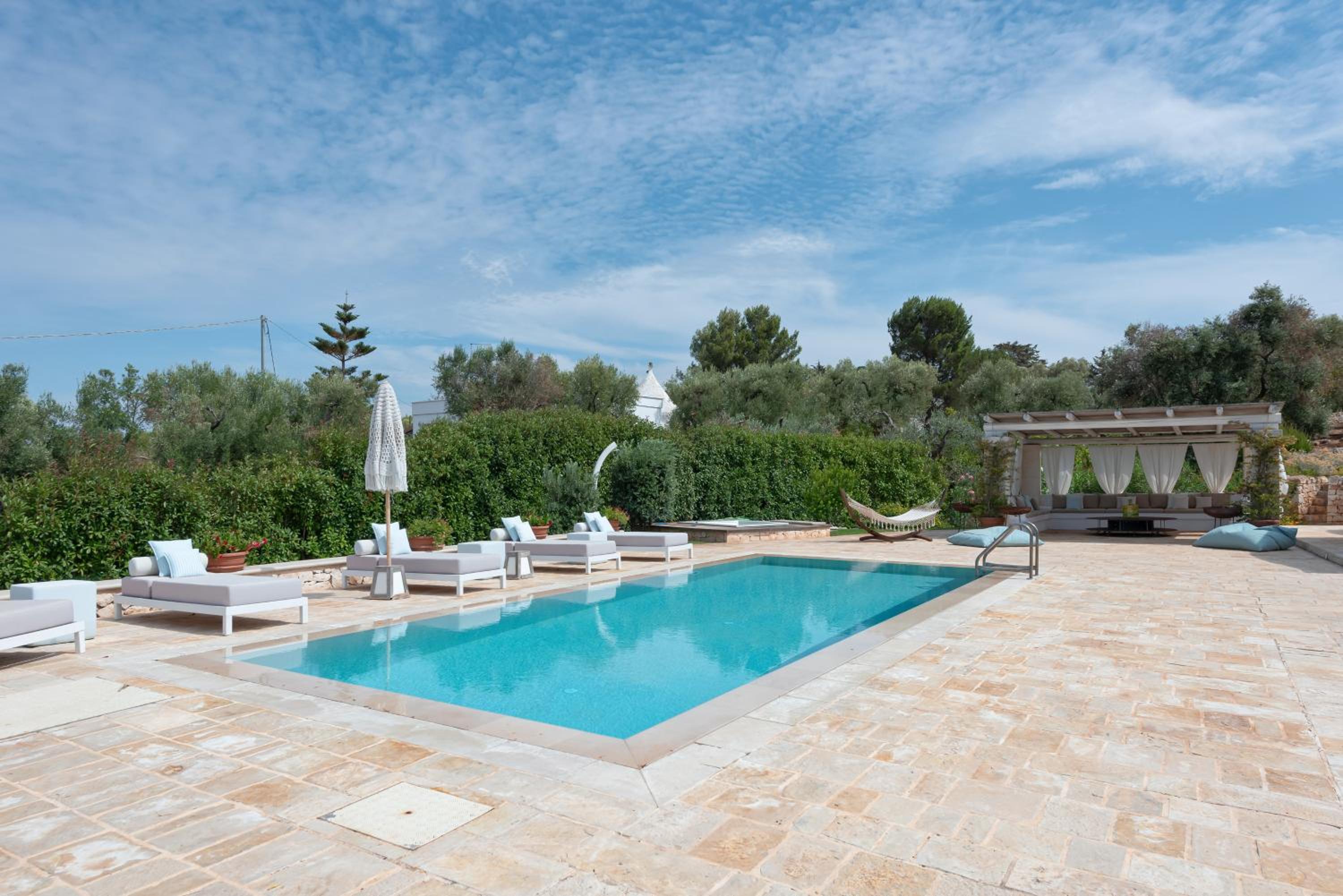 Trullo delle Rondini