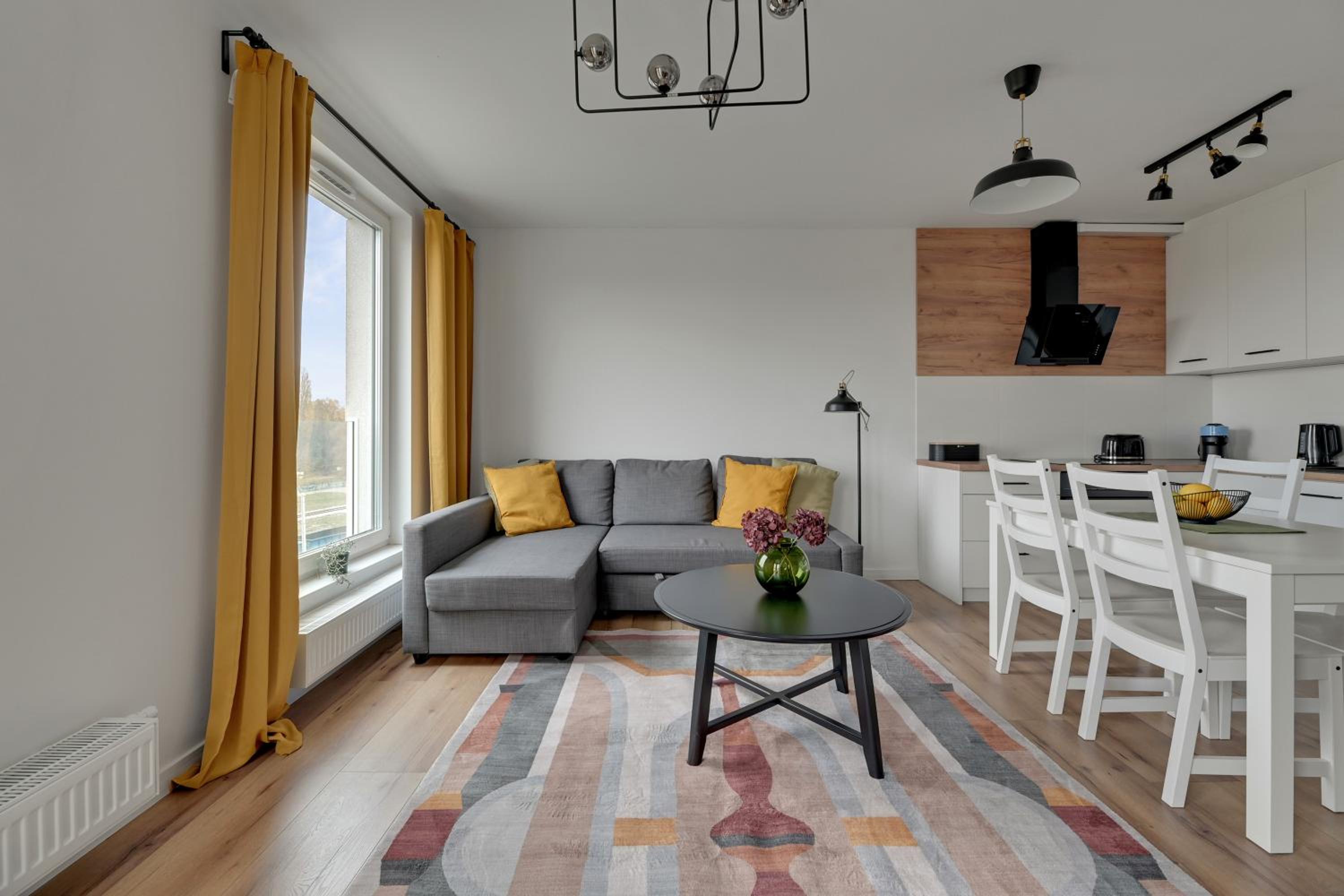 Baltic Seaside Letnica Apartments with Parking by Lion Apartments